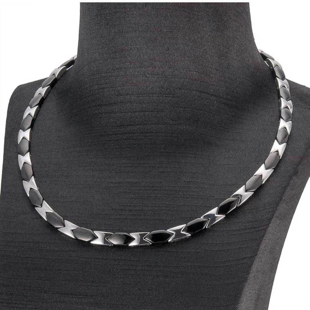 MagCopper Magnetic Clavicle Chain Titanium Steel & Ceramic 16” Necklace - NEW